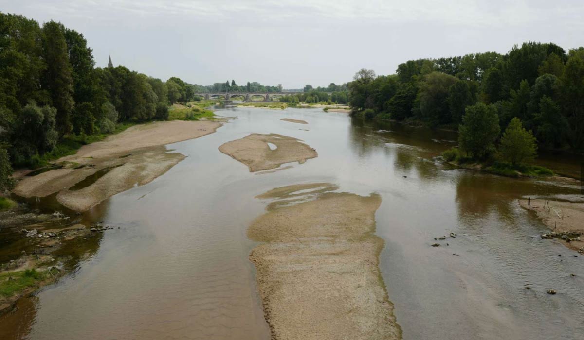 Droits de la nature : le député Charles Fournier dépose une proposition de loi pour reconnaître la personnalité juridique de la Loire