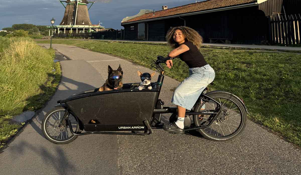 1 000 km à vélo, 10 jours, 2 chiens : le « Toutour de France » d’ « Oli et Monday » pour la protection du vivant