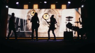  La SPA s’invite au Hellfest pour faire craquer « les métalleux » aux cœurs tendres